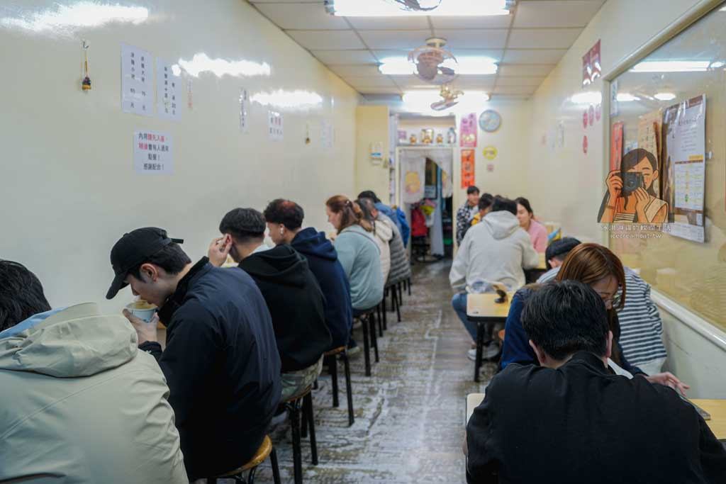 好朋友涼麵|士林夜市美食推薦米其林必比登入選,菜單價格與必吃 @冰淇淋貓的軟爛生活 好朋友涼麵|士林夜市美食推薦米其林必比登入選,菜單價格與必吃 @冰淇淋貓的軟爛生活