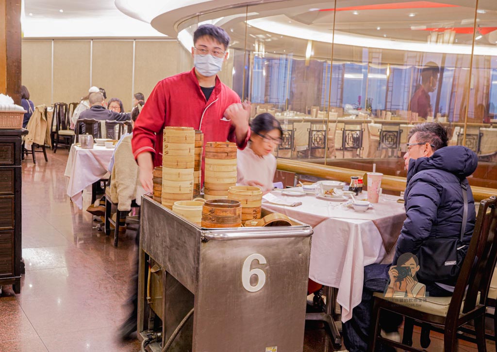 兄弟飯店港式飲茶｜梅花廳手推車必吃推薦、訂位方式、菜單價格，台北粵菜 @冰淇淋貓的軟爛生活