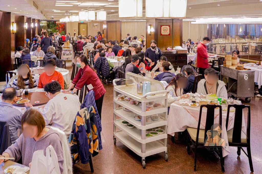 兄弟飯店港式飲茶｜梅花廳手推車必吃推薦、訂位方式、菜單價格，台北粵菜 @冰淇淋貓的軟爛生活