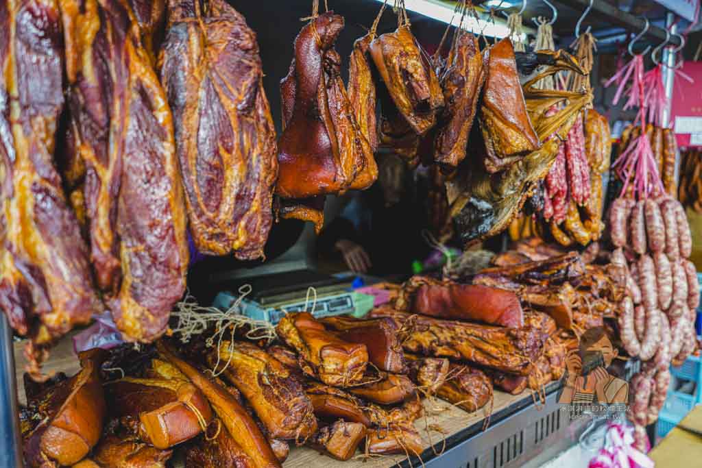 桂來標湖南臘肉【台北石牌美食】冬季限定排隊臘肉攤，臘肉香腸臘腸必買 @冰淇淋貓的軟爛生活