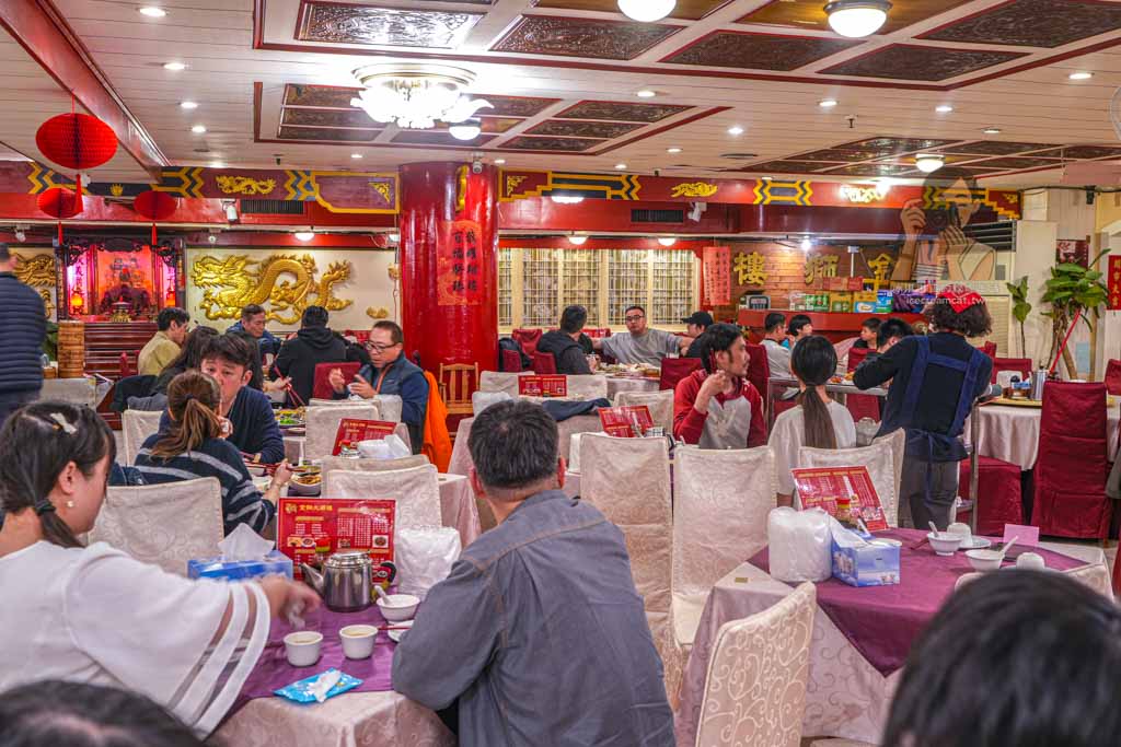 金獅樓港式飲茶 西門町美食推薦，復古推車港點、當男人戀愛時場景 @冰淇淋貓的軟爛生活