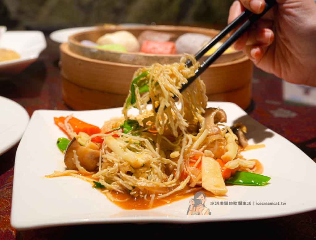 【常青廬】陽明山餐廳 竹子湖老宅石頭餐廳,菜單必點白斬雞 聚餐包廂推薦 @冰淇淋貓的軟爛生活 【常青廬】陽明山餐廳 竹子湖老宅石頭餐廳,菜單必點白斬雞 聚餐包廂推薦 @冰淇淋貓的軟爛生活