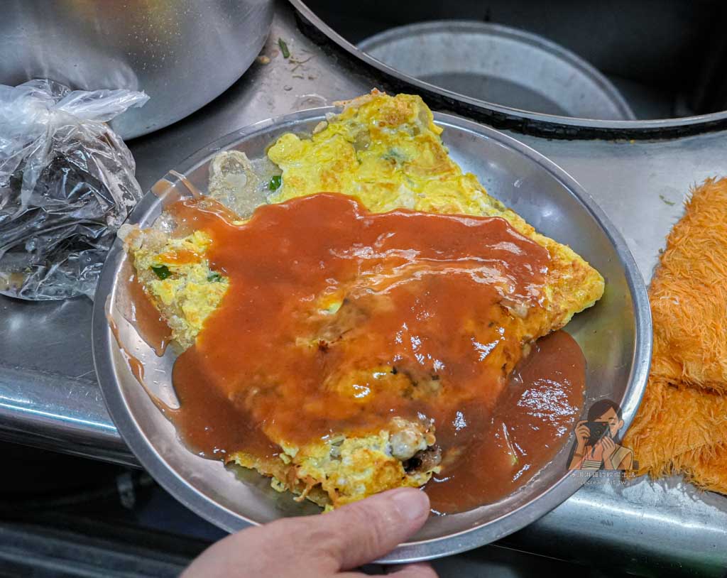 萬華美食｜布袋鮮之蚵不一樣的蚵仔麵線，龍山寺站排隊蚵仔煎、鮮蚵乾麵推薦 @冰淇淋貓的軟爛生活
