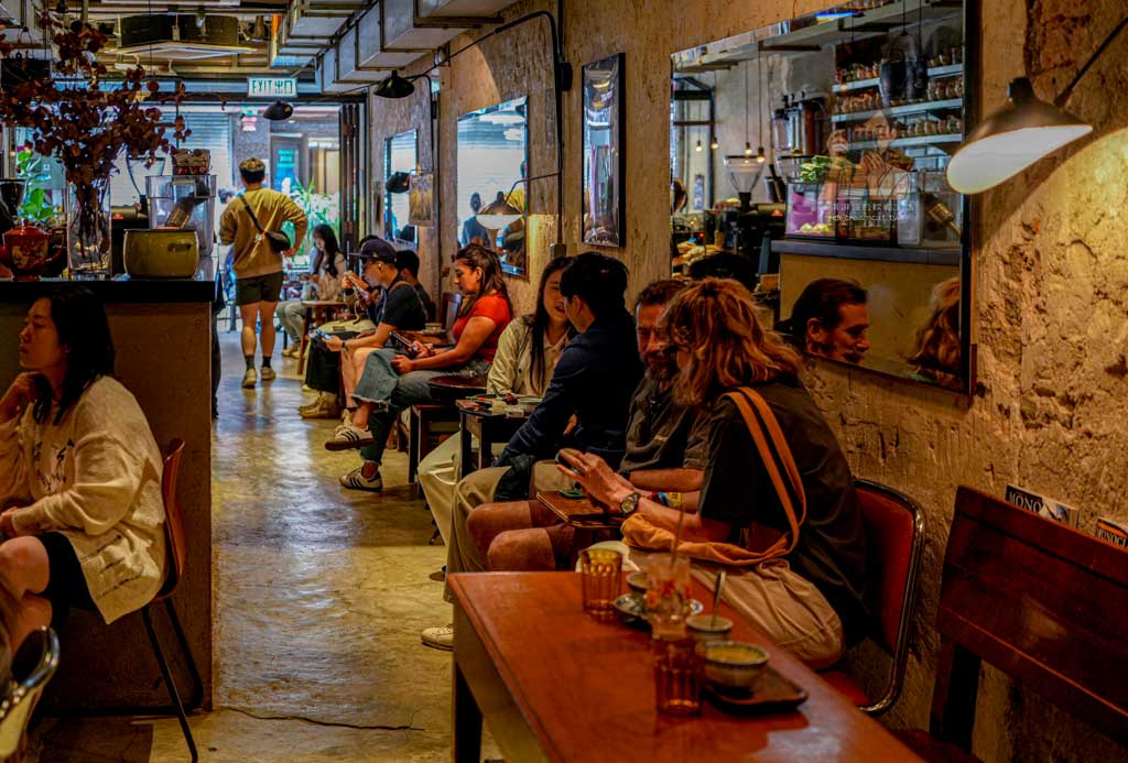 半路咖啡Halfway Coffee|香港上環荷李活道古董街復古咖啡廳推薦 @冰淇淋貓的軟爛生活 半路咖啡Halfway Coffee|香港上環荷李活道古董街復古咖啡廳推薦 @冰淇淋貓的軟爛生活