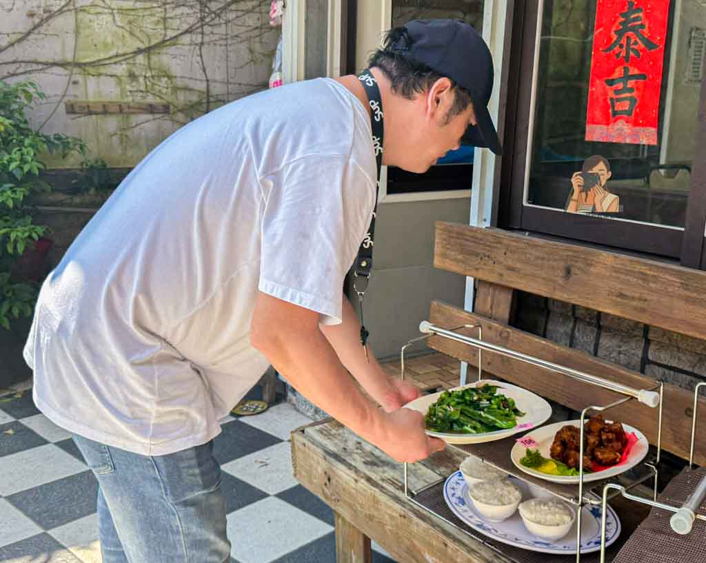 【五股美食】鴻興土雞城（元老店）觀音山凌雲路土雞城推薦，菜單價格包廂 @冰淇淋貓的軟爛生活