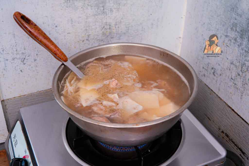 【五股美食】鴻興土雞城（元老店）觀音山凌雲路土雞城推薦，菜單價格包廂 @冰淇淋貓的軟爛生活