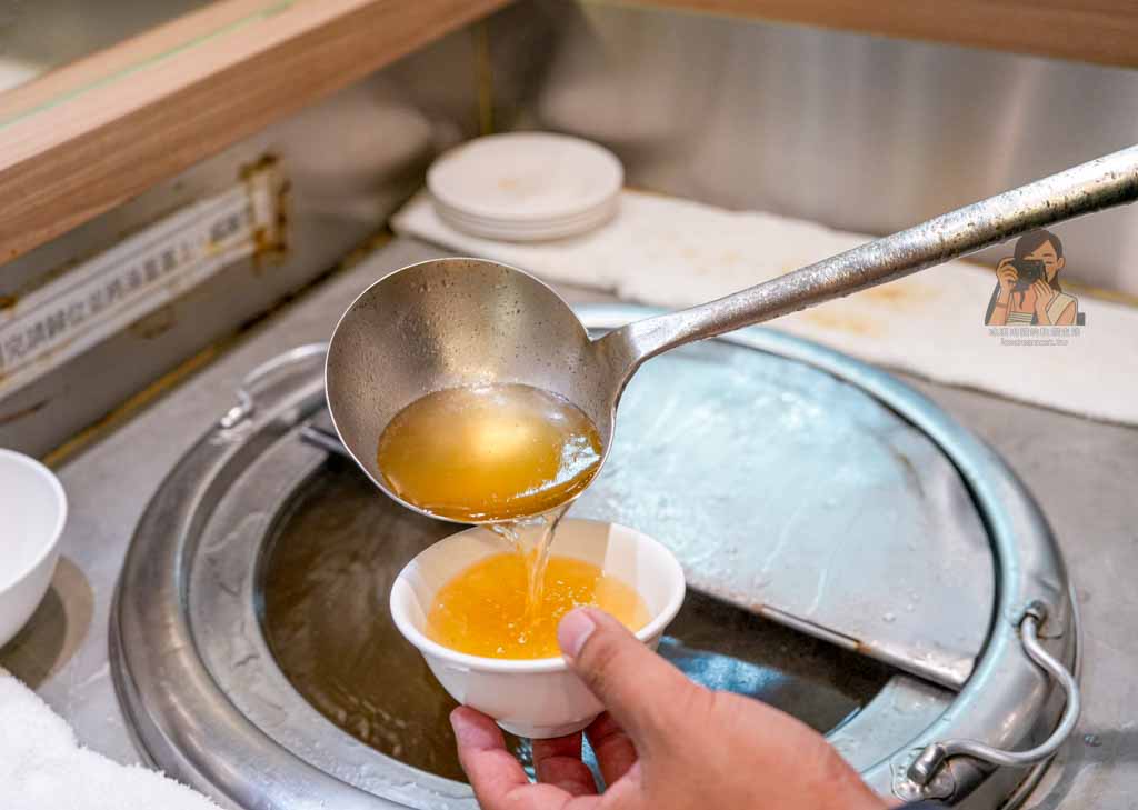 【忠孝復興美食】老友記粥麵飯館菜單必點鴨腿飯，台北東區燒臘餐廳 @冰淇淋貓的軟爛生活