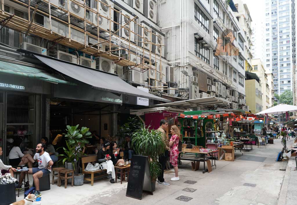 半路咖啡Halfway Coffee｜香港上環荷李活道古董街復古咖啡廳推薦 @冰淇淋貓的軟爛生活