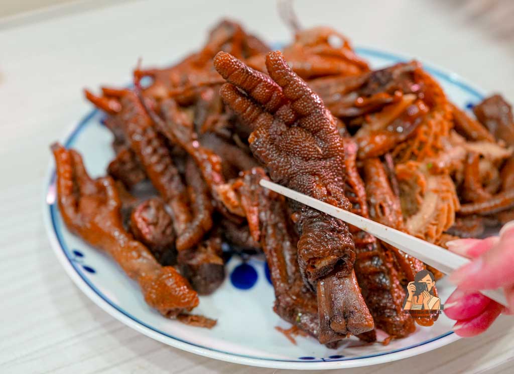 【永春美食】追蕾醬香黑鴨｜信義區人氣滷味推薦 必吃鴨翅鴨舌 @冰淇淋貓的軟爛生活