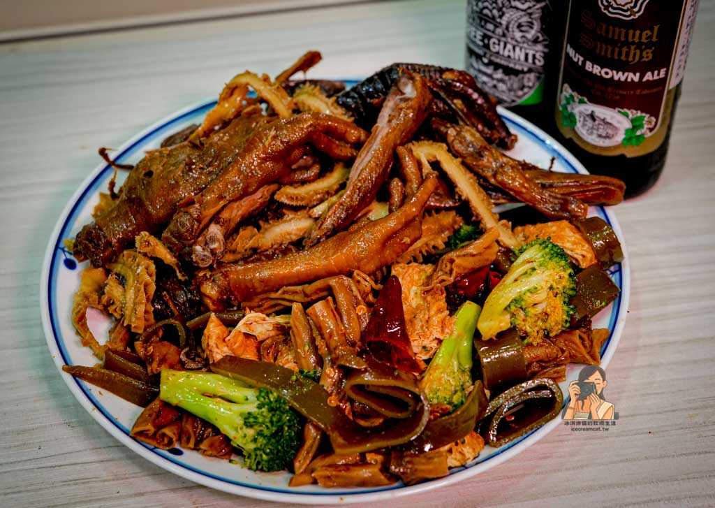 【永春美食】追蕾醬香黑鴨｜信義區人氣滷味推薦 必吃鴨翅鴨舌 @冰淇淋貓的軟爛生活