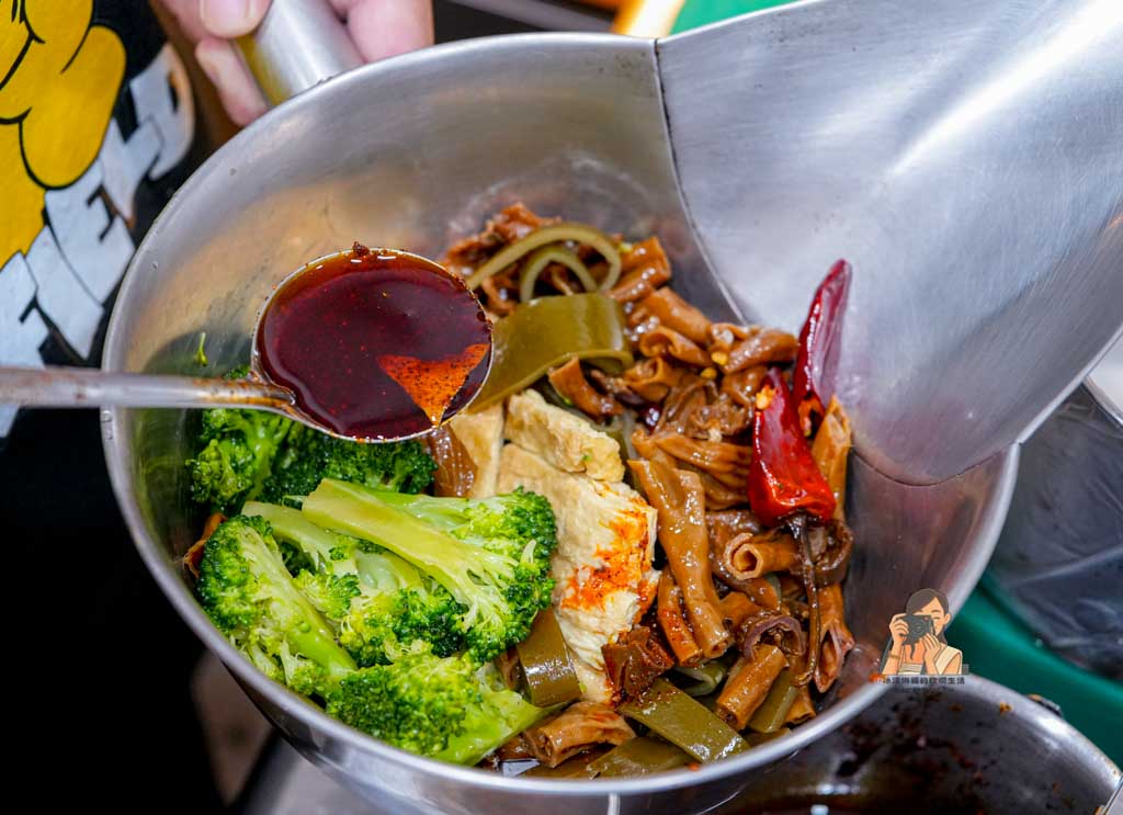 【永春美食】追蕾醬香黑鴨｜信義區人氣滷味推薦 必吃鴨翅鴨舌 @冰淇淋貓的軟爛生活