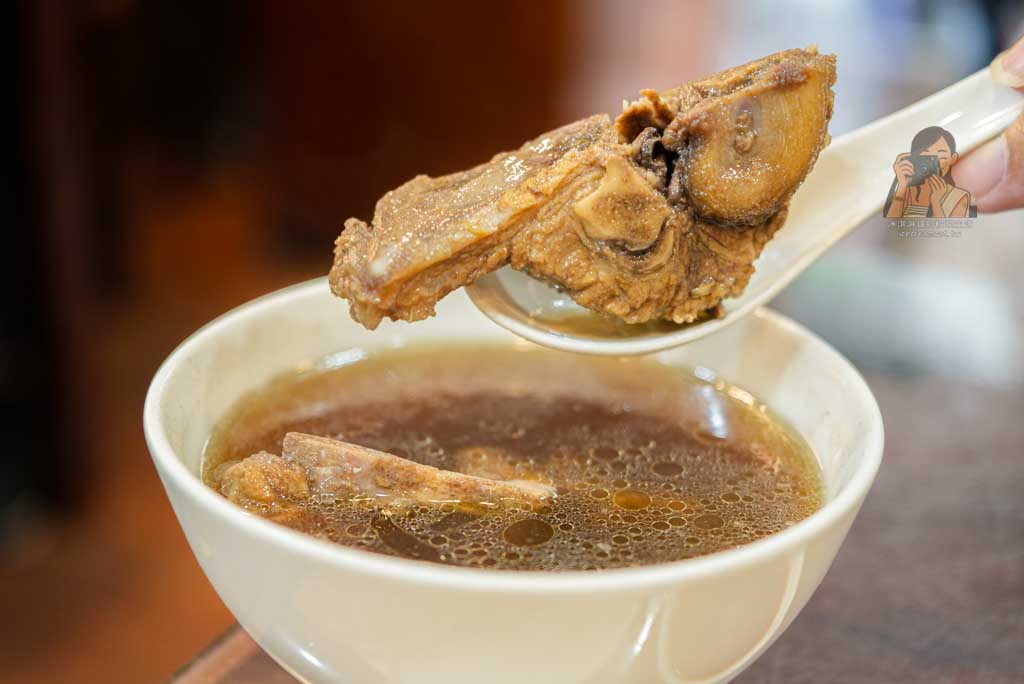 【士林美食】及品鍋貼水餃專賣店 士林排隊鍋貼水餃 新光醫院附近美食 @冰淇淋貓的軟爛生活