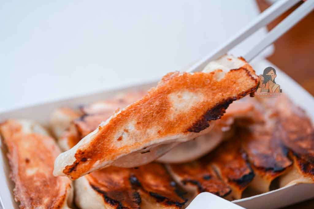 【石牌美食】阿財鍋貼水餃專賣店 北投裕民一路鍋貼推薦，榮總附近必吃小吃 @冰淇淋貓的軟爛生活