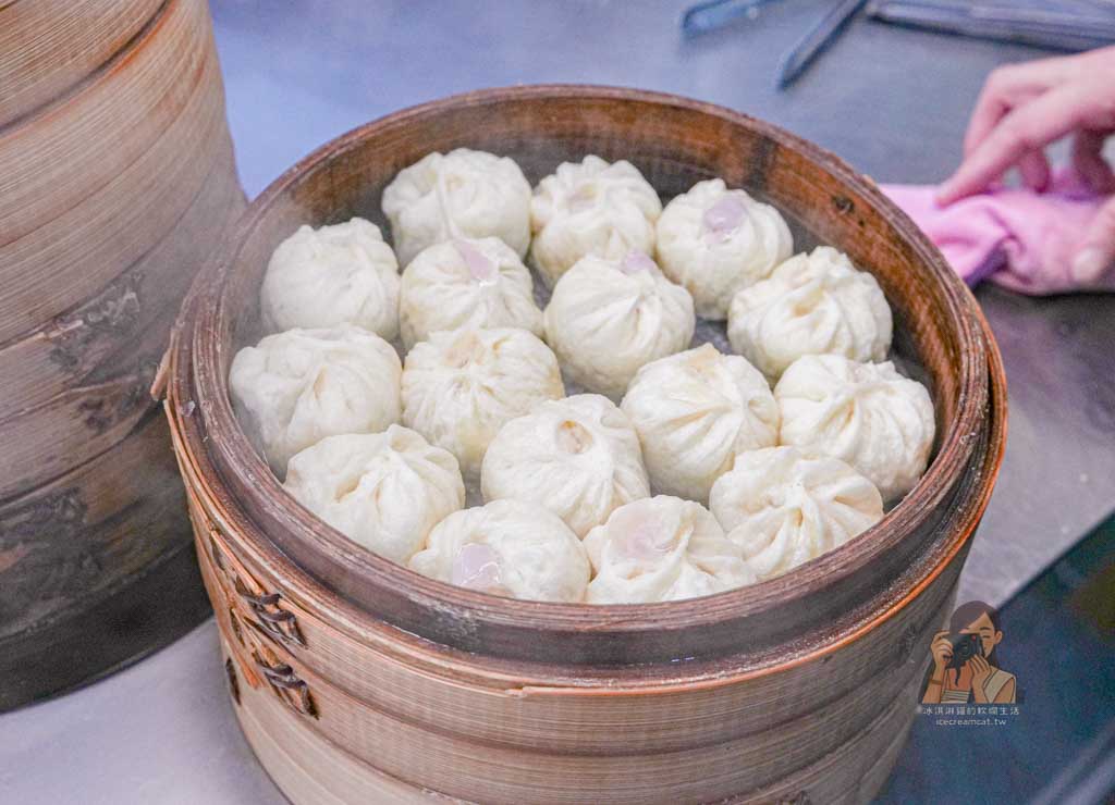 【大橋頭美食】保記小籠包創始店 延三夜市小籠包推薦，政商名流的愛店 @冰淇淋貓的軟爛生活