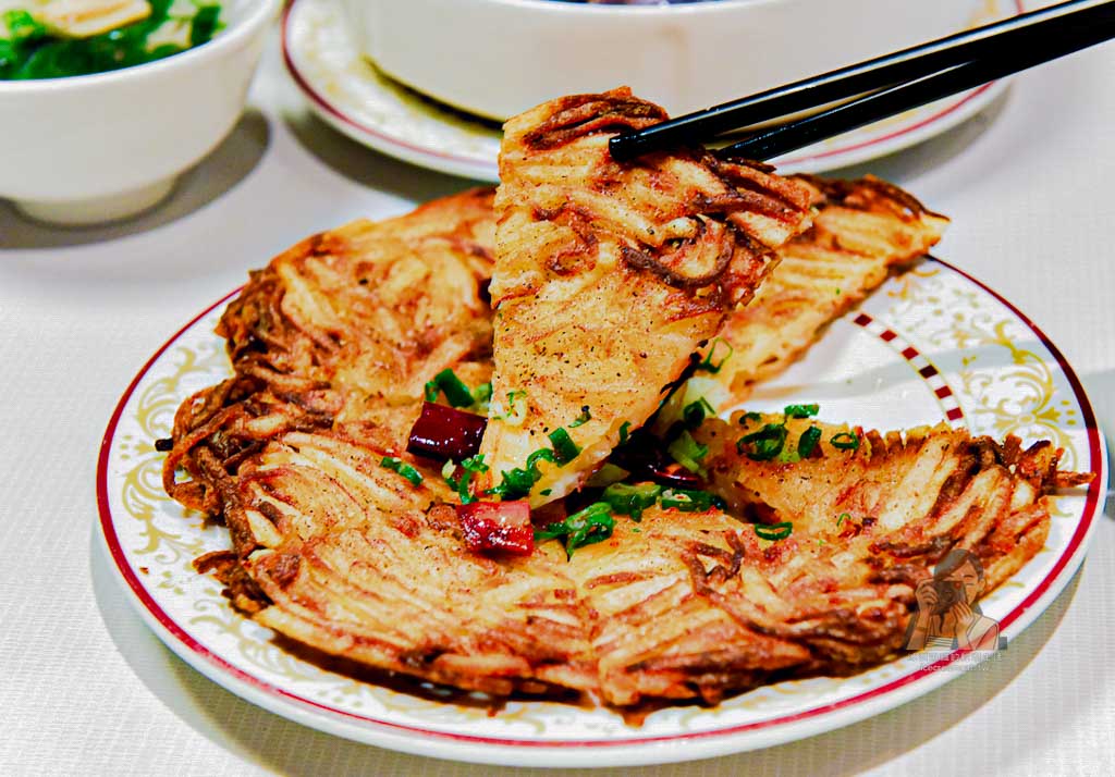 【台北美食】人和園雲南菜餐廳 米其林必比登推薦，菜單必吃豇豆釀百花 @冰淇淋貓的軟爛生活