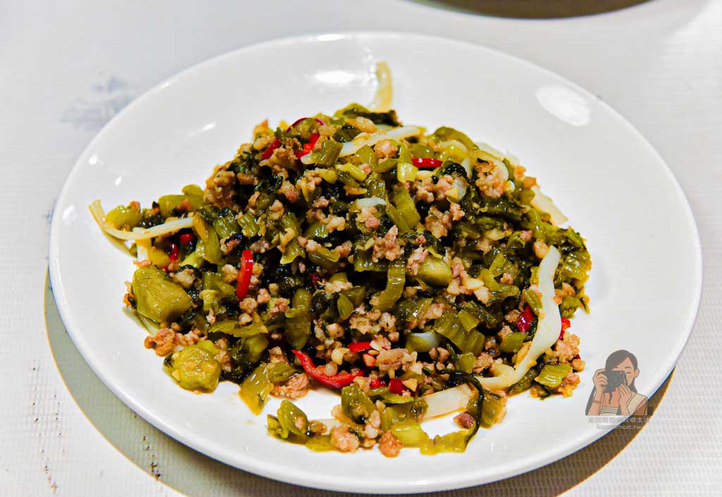 【台北美食】人和園雲南菜餐廳 米其林必比登推薦,菜單必吃豇豆釀百花 @冰淇淋貓的軟爛生活 【台北美食】人和園雲南菜餐廳 米其林必比登推薦,菜單必吃豇豆釀百花 @冰淇淋貓的軟爛生活