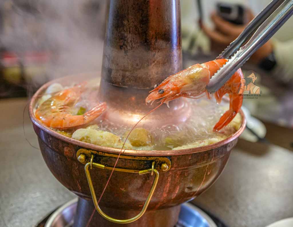 【松江南京美食】四平小館台北酸菜白肉鍋必吃，中山區四平街老字號餐廳推薦 @冰淇淋貓的軟爛生活