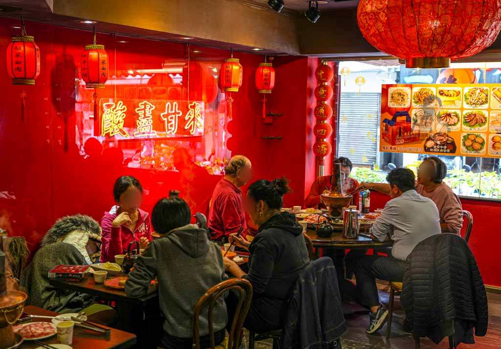 【松江南京美食】四平小館台北酸菜白肉鍋必吃，中山區四平街老字號餐廳推薦 @冰淇淋貓的軟爛生活