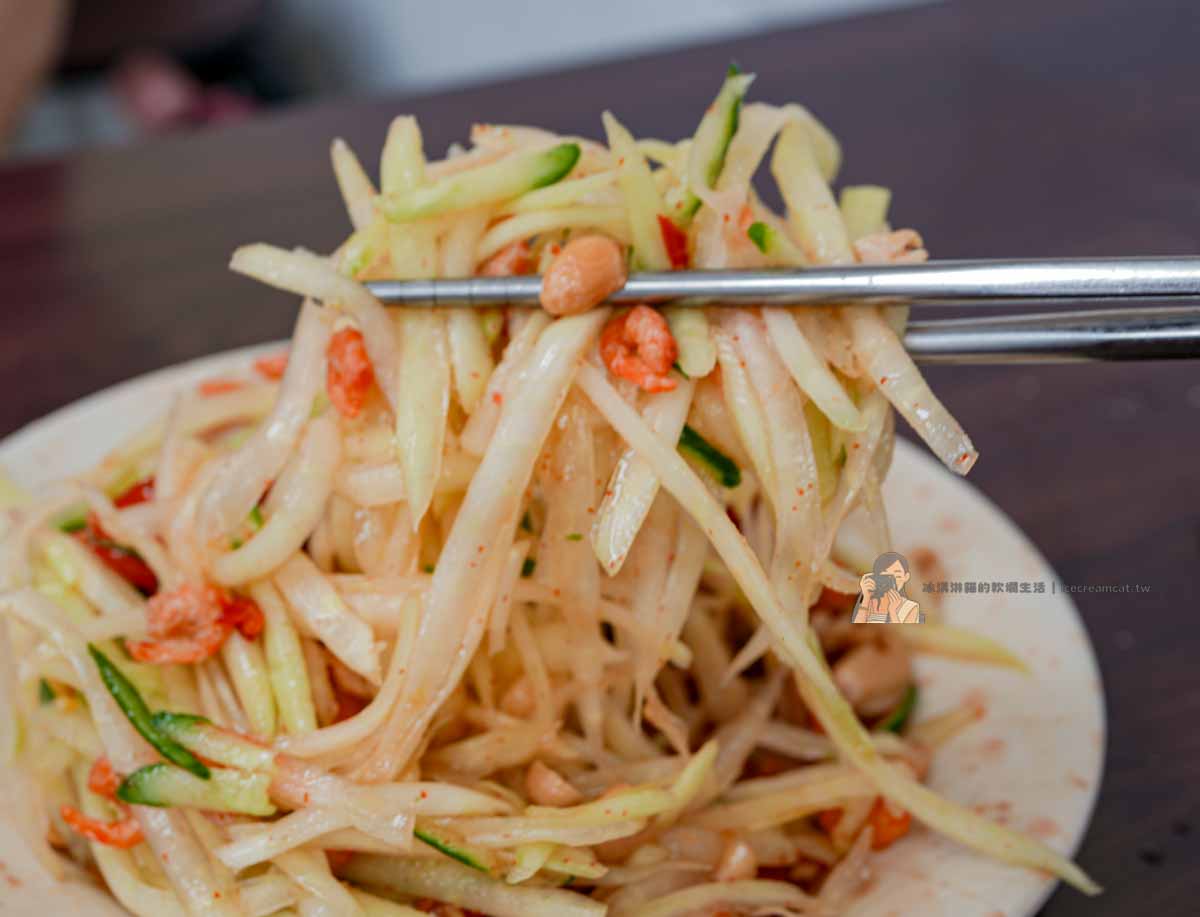 【板橋美食】阿準越南料理牛肉河粉必吃,江子翠美食推薦(菜單價格+法國麵包) @冰淇淋貓的軟爛生活 【板橋美食】阿準越南料理牛肉河粉必吃,江子翠美食推薦(菜單價格+法國麵包) @冰淇淋貓的軟爛生活