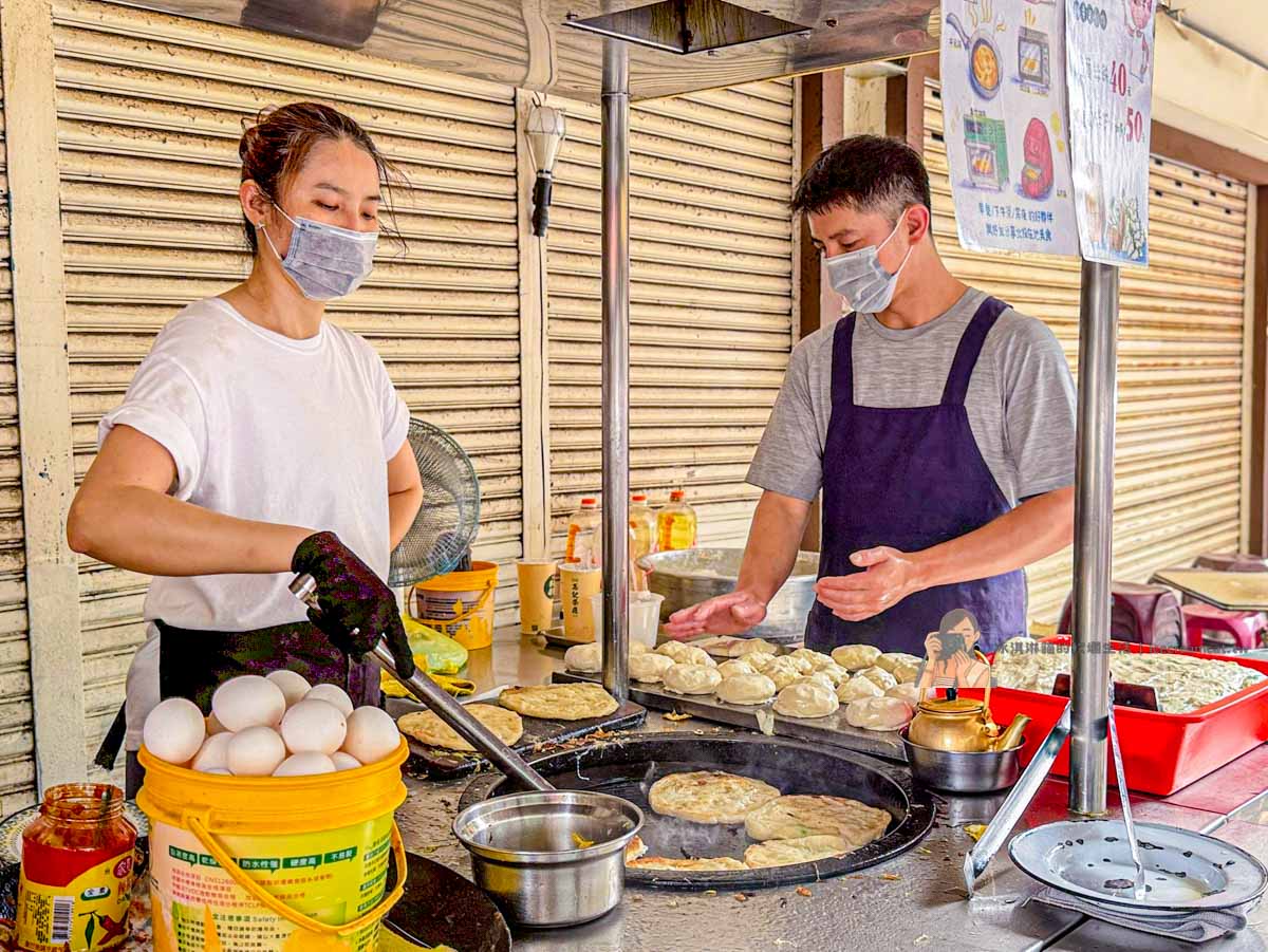 北投美食|阿輝伯蘿蔔絲餅40年老店,北投市場周邊排隊銅板小吃(菜單) @冰淇淋貓的軟爛生活 北投美食|阿輝伯蘿蔔絲餅40年老店,北投市場周邊排隊銅板小吃(菜單) @冰淇淋貓的軟爛生活