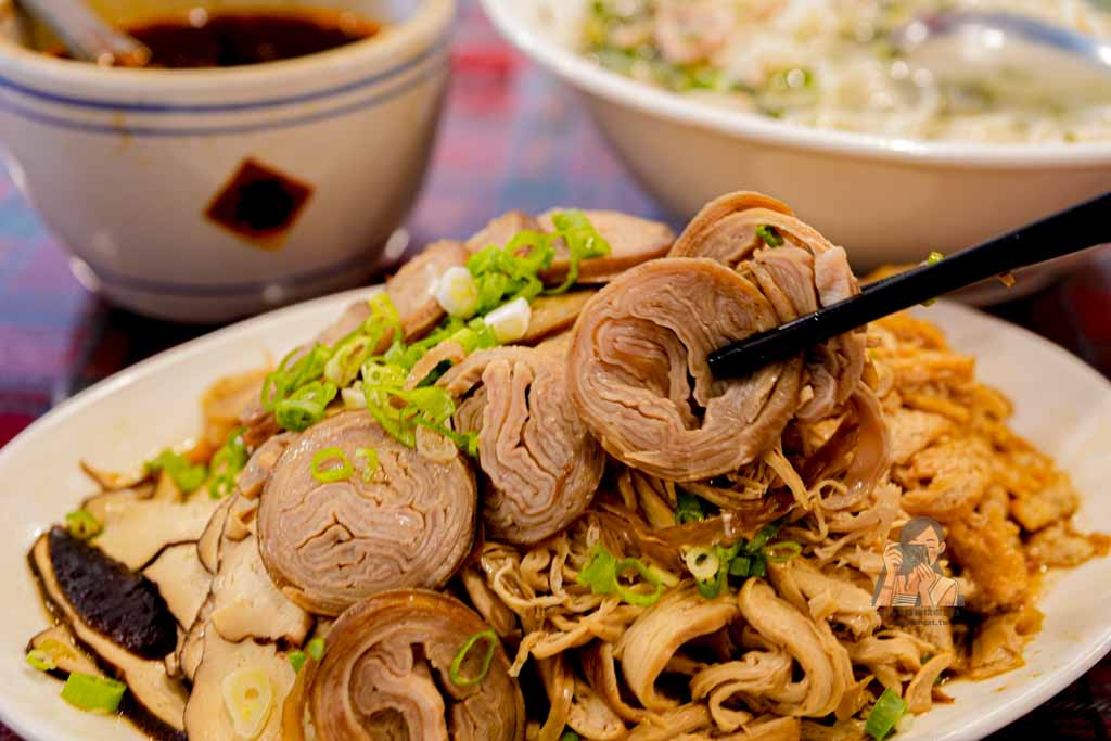 【陸光大姐】科技大樓站美食 台北眷村菜推薦，菜單必吃滷味刀工細緻 @冰淇淋貓的軟爛生活