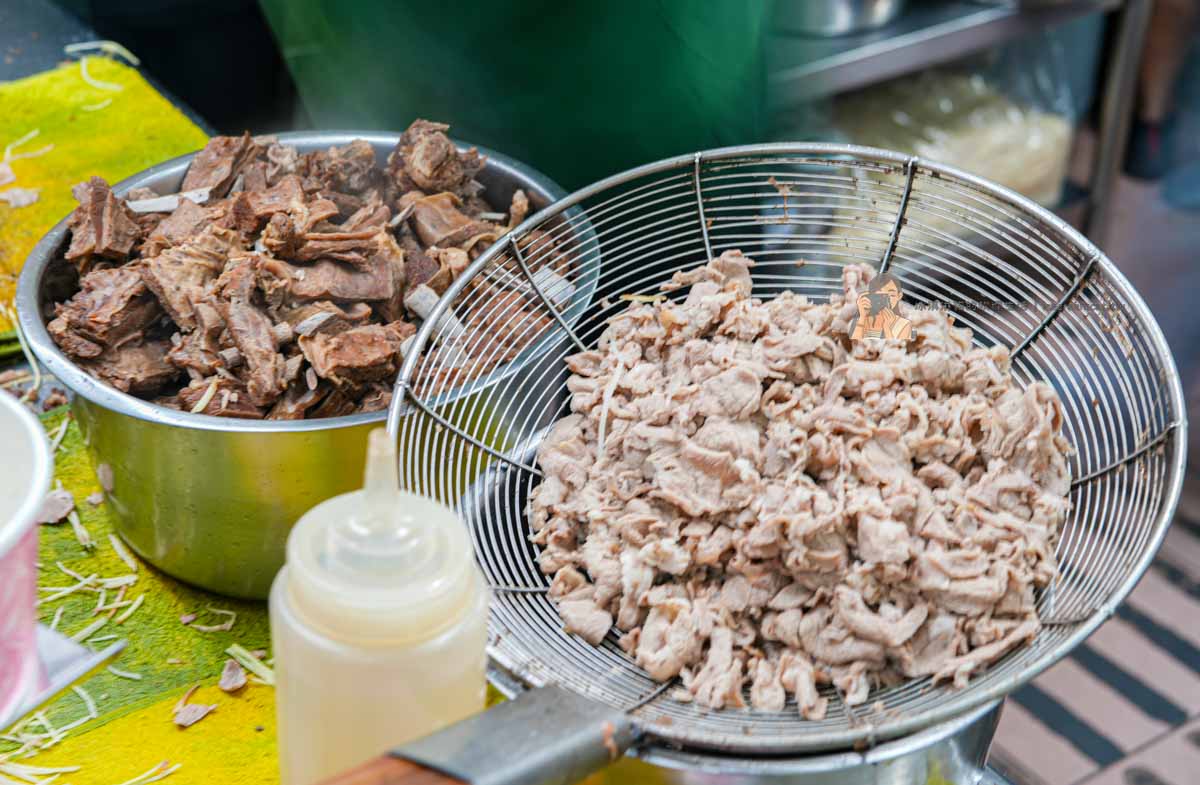 【板橋新埔美食】大碗公當歸羊肉米其林必比登,菜單必點滷肉飯+羊肉湯 @冰淇淋貓的軟爛生活 【板橋新埔美食】大碗公當歸羊肉米其林必比登,菜單必點滷肉飯+羊肉湯 @冰淇淋貓的軟爛生活