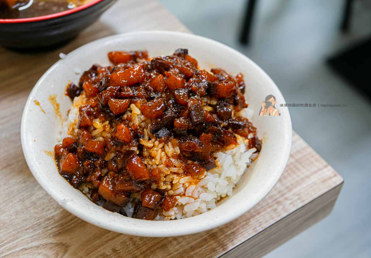 【板橋新埔美食】大碗公當歸羊肉米其林必比登，菜單必點滷肉飯＋羊肉湯 @冰淇淋貓的軟爛生活