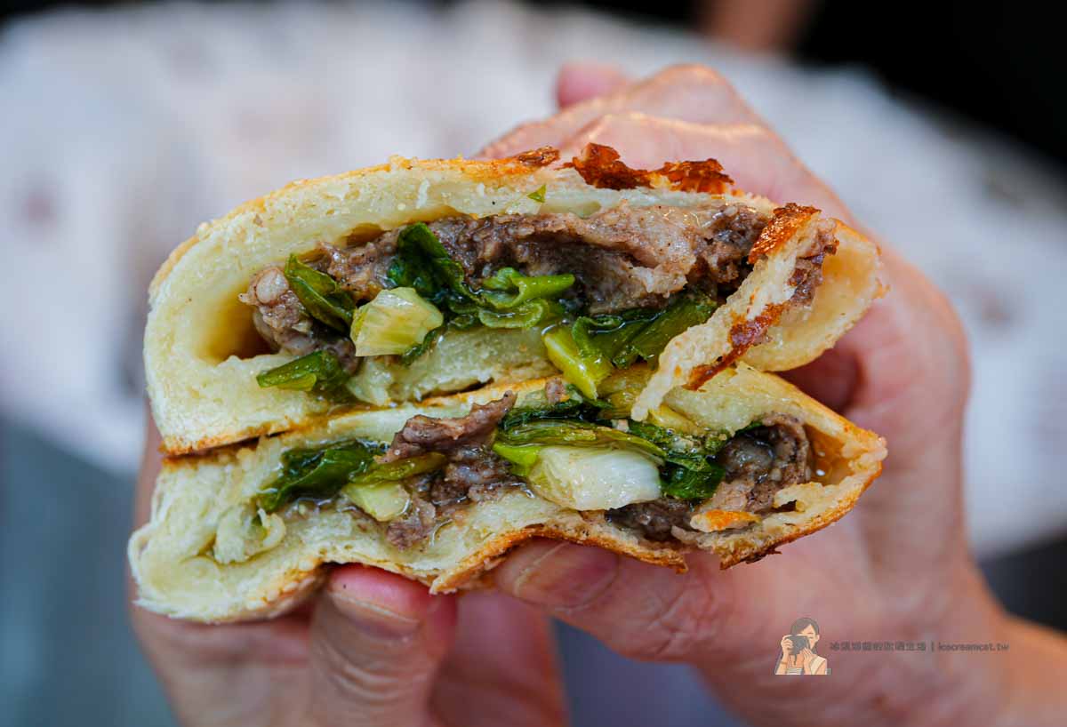 【鄭記胡椒餅】板橋江子翠美食，比老張燒餅更耐吃，起司胡椒餅必點（土城金城路原址） @冰淇淋貓的軟爛生活