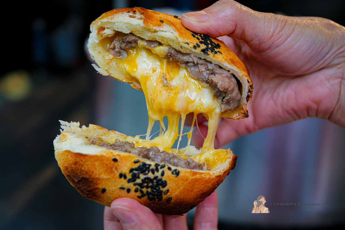 受保護的內容: 鄭記胡椒餅｜板橋江子翠美食，比老張燒餅更耐吃，起司胡椒餅必點（土城金城路原址） @冰淇淋貓的軟爛生活