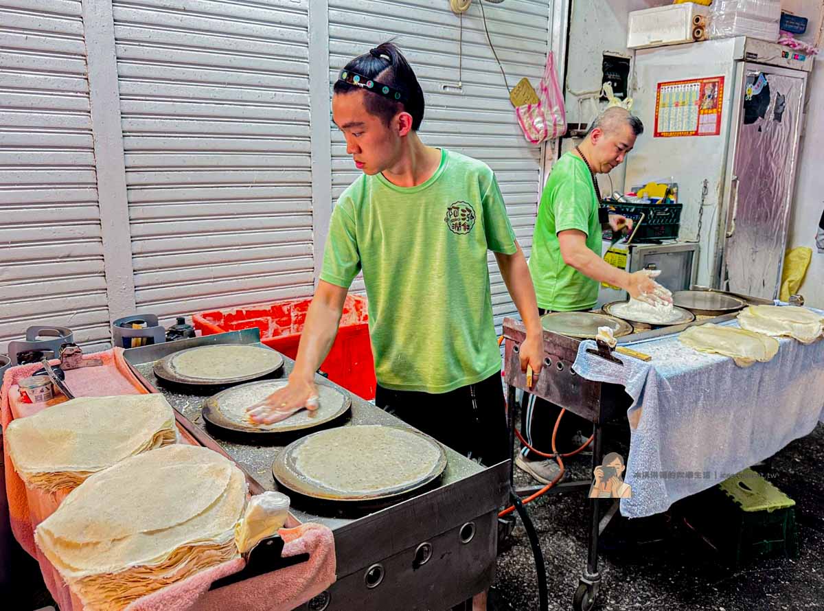 【阿泓潤餅】 北投市場排隊美食 全麥餅皮＋素食潤餅推薦（菜單）北投美食 @冰淇淋貓的軟爛生活