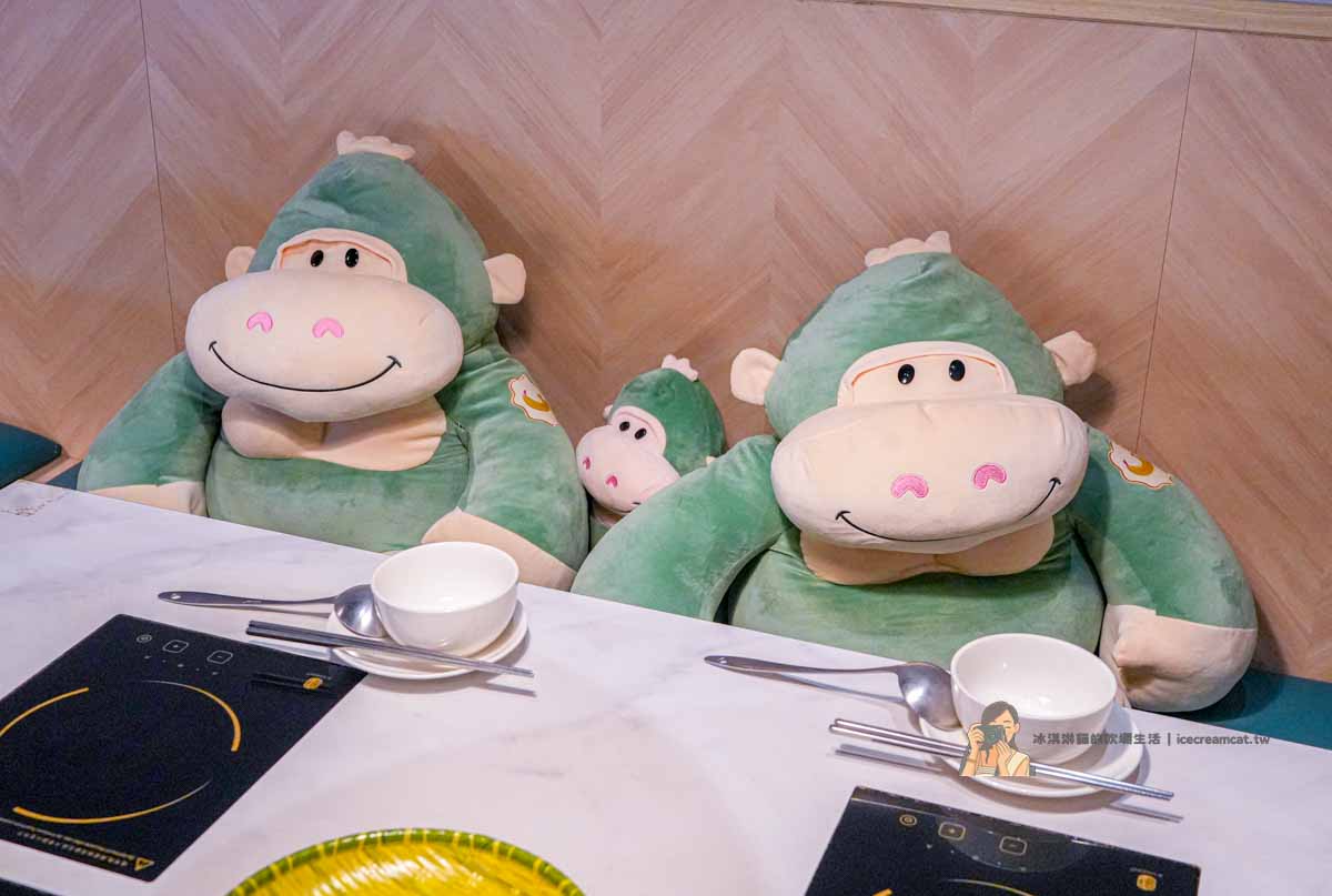 【土城美食】鍋泰暖泰式南洋火鍋推薦,親子友善素食鍋家庭聚餐優選(菜單) @冰淇淋貓的軟爛生活 【土城美食】鍋泰暖泰式南洋火鍋推薦,親子友善素食鍋家庭聚餐優選(菜單) @冰淇淋貓的軟爛生活