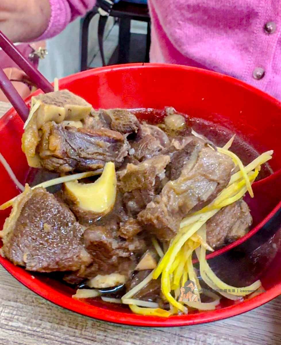 【板橋新埔美食】大碗公當歸羊肉米其林必比登,菜單必點滷肉飯+羊肉湯 @冰淇淋貓的軟爛生活 【板橋新埔美食】大碗公當歸羊肉米其林必比登,菜單必點滷肉飯+羊肉湯 @冰淇淋貓的軟爛生活