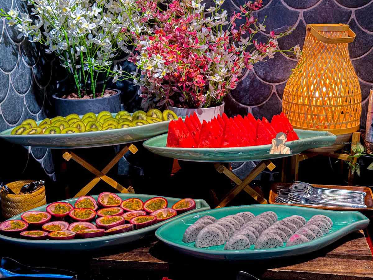 【大直美食】泰市場吃到飽大直英迪格店訂位、價格，台北自助餐推薦(晶華酒店集團) @冰淇淋貓的軟爛生活