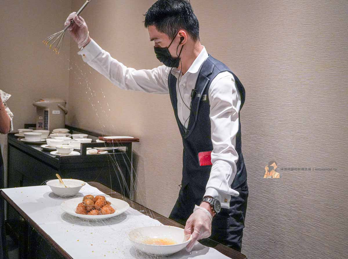 【天母美食】天母國賓中餐廳，川粵菜合菜必吃烤鴨與絲房甜薯（芝山站美食） @冰淇淋貓的軟爛生活