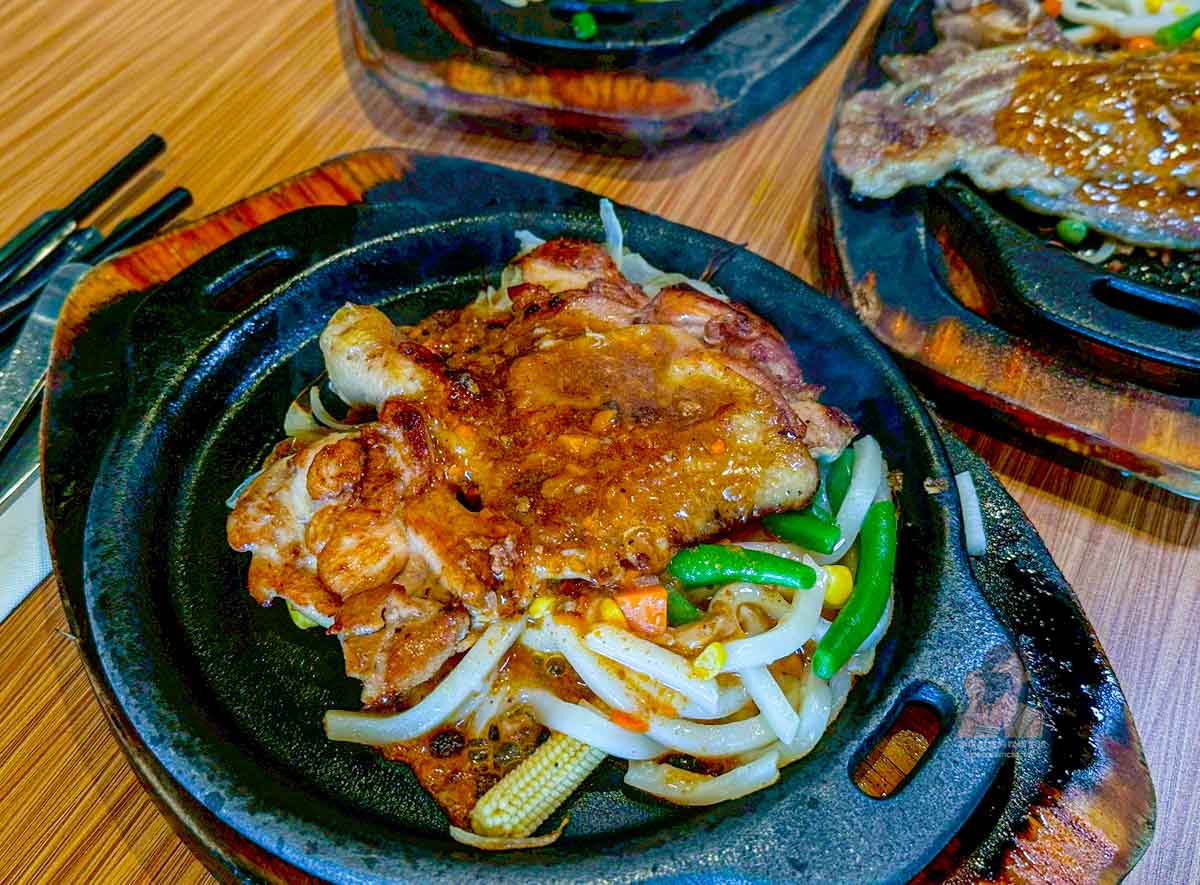 【板橋美食】貴族世家吃到飽板新店， 板橋最強平價牛排自助吧百道料理（訂位菜單） @冰淇淋貓的軟爛生活