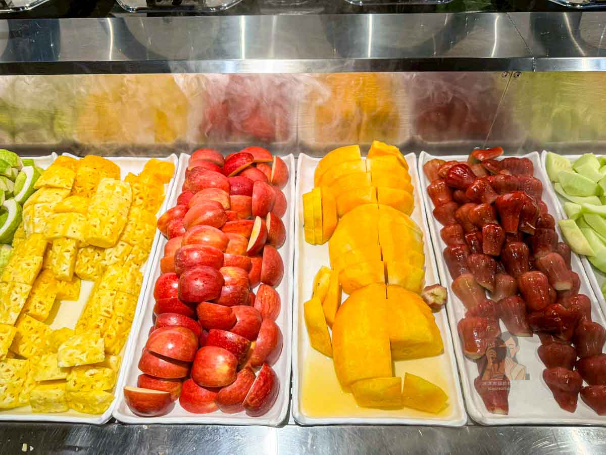 【板橋美食】貴族世家吃到飽板新店， 板橋最強平價牛排自助吧百道料理（訂位菜單） @冰淇淋貓的軟爛生活
