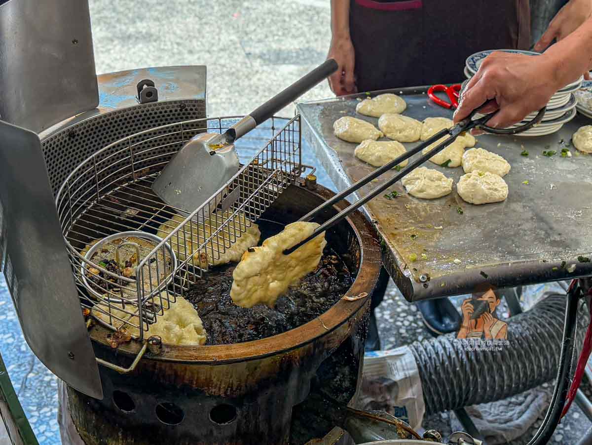 【台北橋美食】三重蛋餅大王，雙蛋蛋餅排隊早餐店！正義南路必吃蛋餅（菜單） @冰淇淋貓的軟爛生活