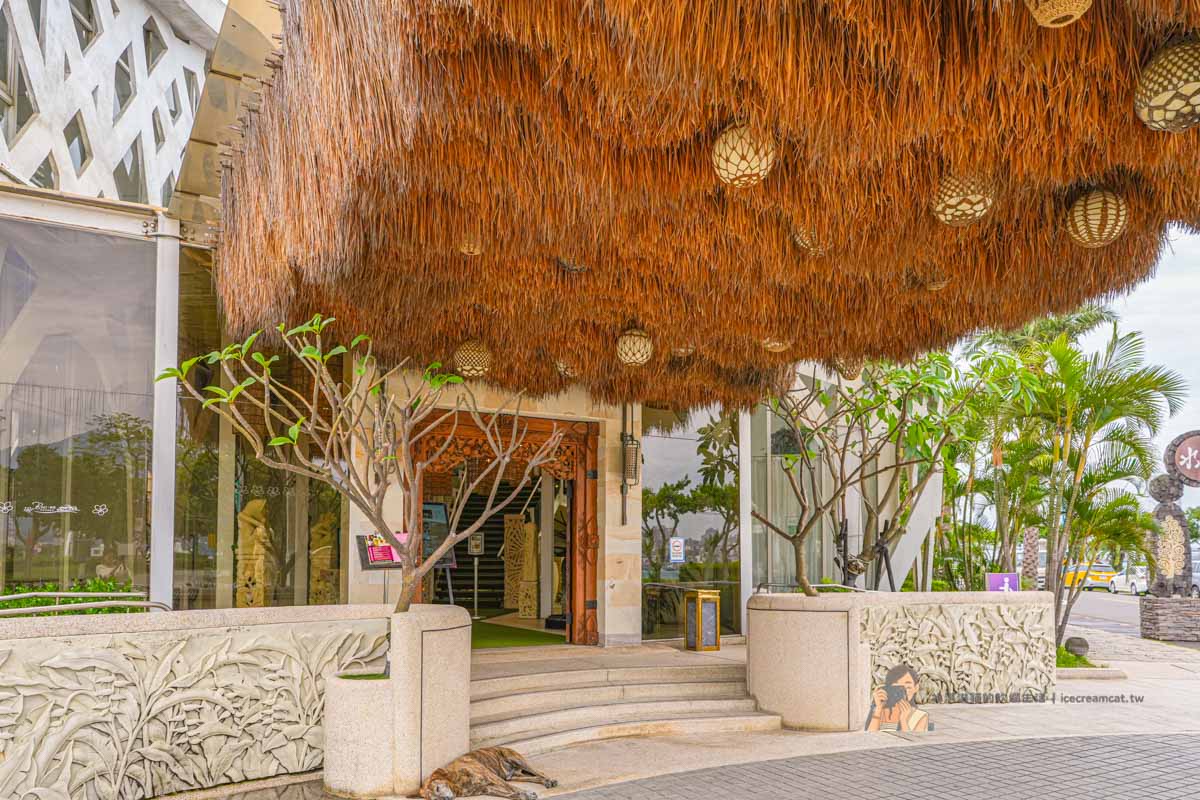 【八里美食】水灣餐廳榕堤店 淡水河景第一排景觀餐廳，峇里島風約會聚餐超放鬆 @冰淇淋貓的軟爛生活