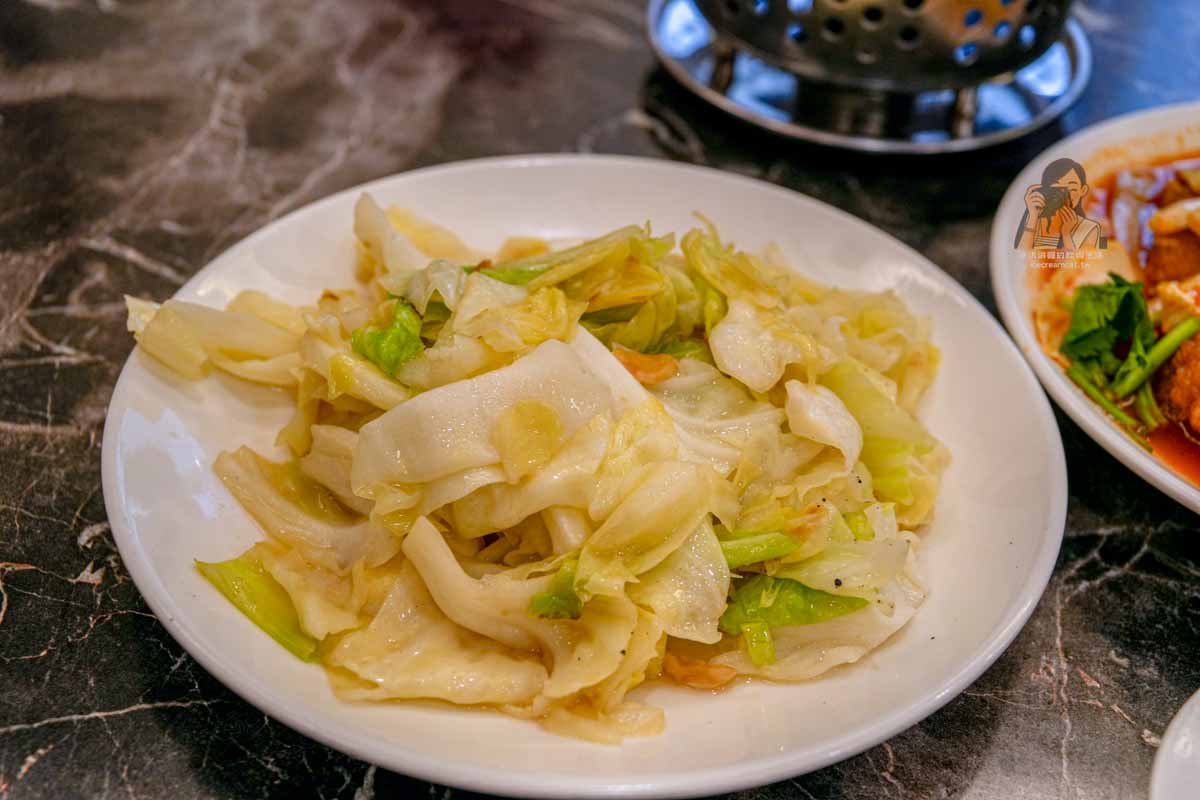 【八里美食】張吳記什錦麵 巨無霸碗公什錦麵＋熱炒菜單，新北聚餐合菜推薦 @冰淇淋貓的軟爛生活