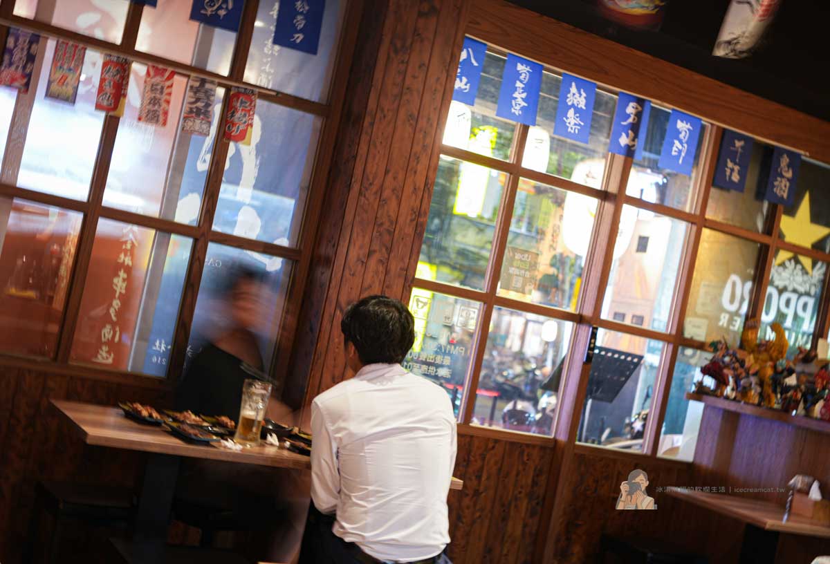 【永安市場站美食】老串角居酒屋永和店，深夜聚餐必吃日本料理串燒宵夜 @冰淇淋貓的軟爛生活