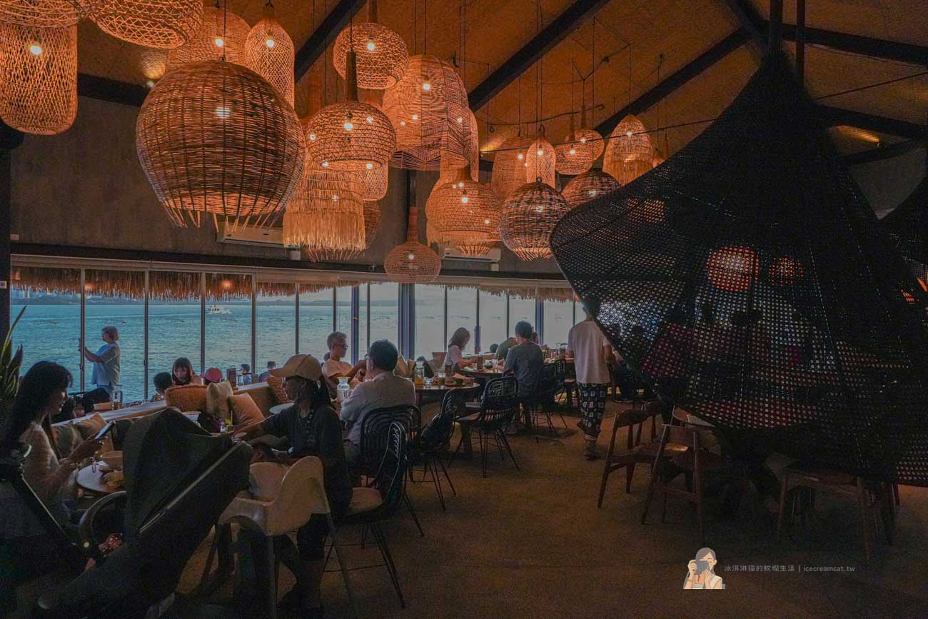 【淡水美食】水灣餐廳榕堤店 看得到淡江大橋的河景餐廳,約會聚餐看夕陽超放鬆 @冰淇淋貓的軟爛生活 【淡水美食】水灣餐廳榕堤店 看得到淡江大橋的河景餐廳,約會聚餐看夕陽超放鬆 @冰淇淋貓的軟爛生活