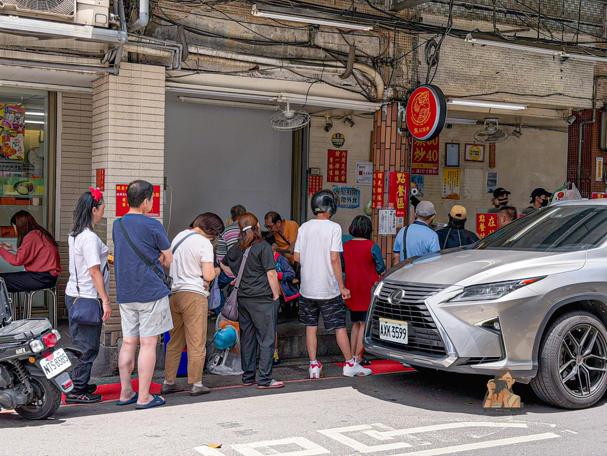 【三重美食】朱記花枝羹，台北橋站50年老店！500碗推薦花枝羹、米粉炒必吃(菜單) @冰淇淋貓的軟爛生活