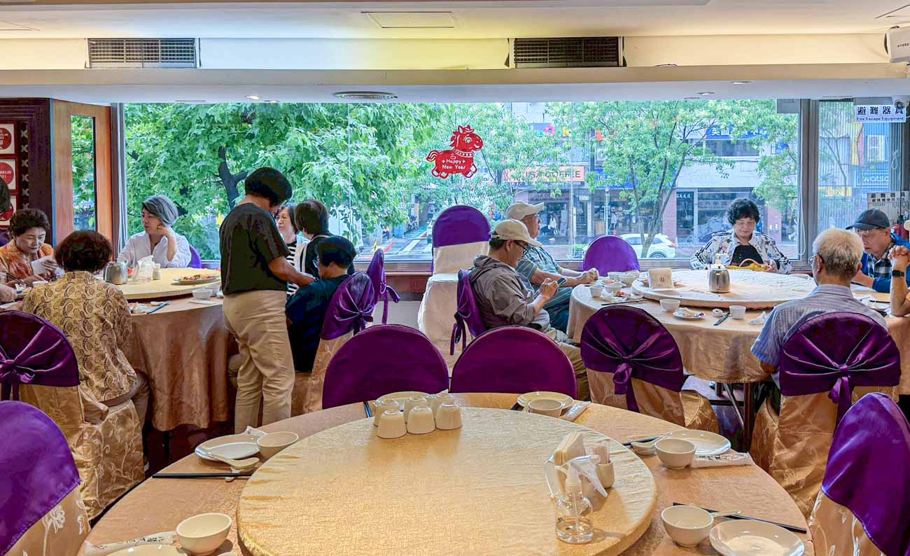 【大安美食】榮榮園浙寧餐廳2026|米其林必比登推薦菜單必點紅麴東坡肉 @冰淇淋貓的軟爛生活 【大安美食】榮榮園浙寧餐廳2026|米其林必比登推薦菜單必點紅麴東坡肉 @冰淇淋貓的軟爛生活