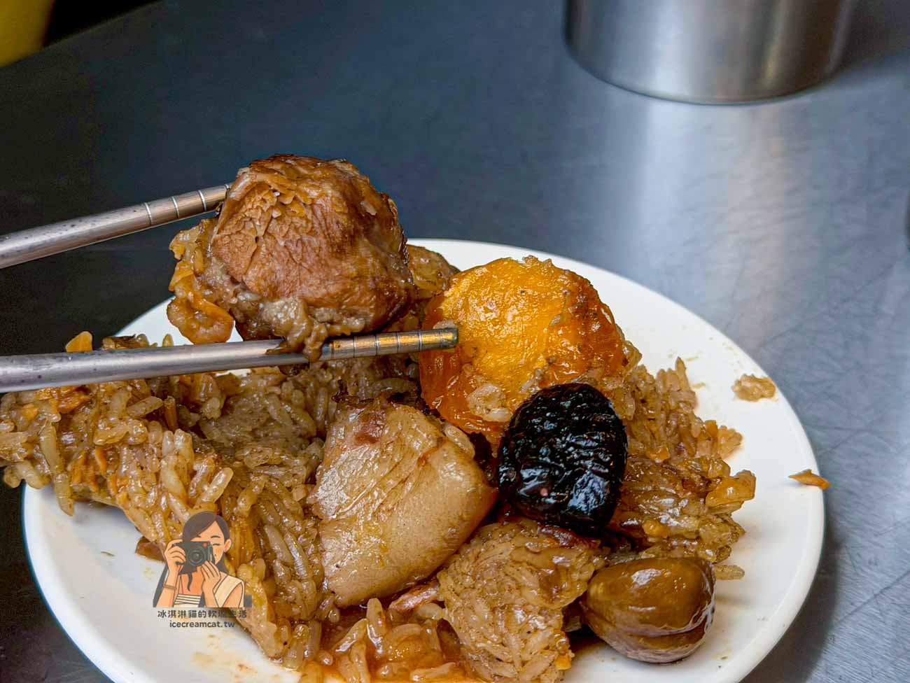 【阿欉大橋頭肉粽】大橋頭美食推薦，延三夜市60年老字號北部粽宵夜 @冰淇淋貓的軟爛生活