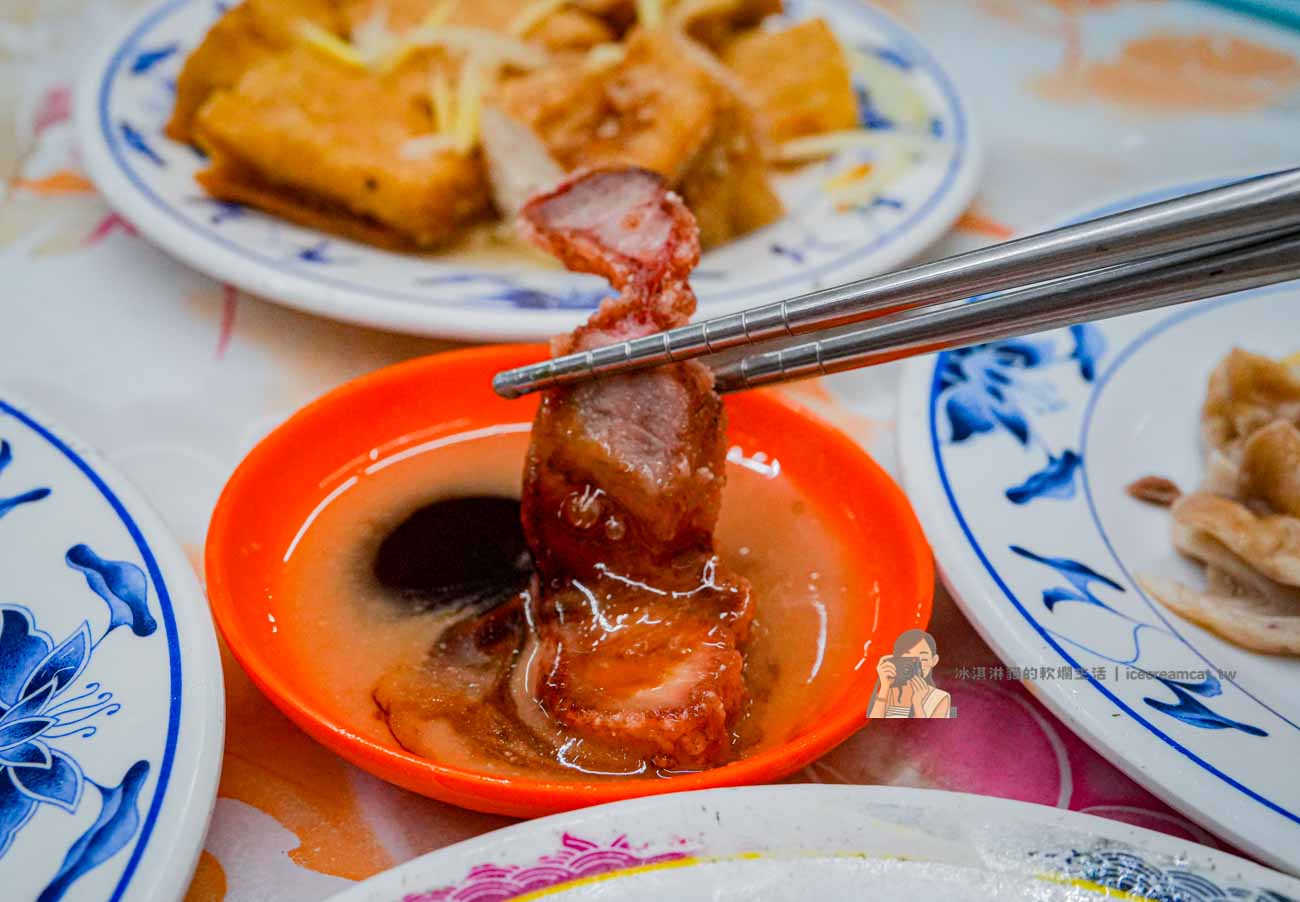 【大橋頭美食】旗魚新竹米粉 延三夜市60年老店,宵夜必吃米粉湯炸物 @冰淇淋貓的軟爛生活 【大橋頭美食】旗魚新竹米粉 延三夜市60年老店,宵夜必吃米粉湯炸物 @冰淇淋貓的軟爛生活