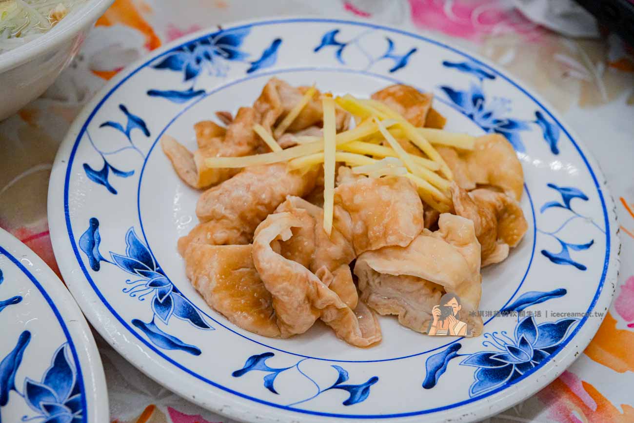 【大橋頭美食】旗魚新竹米粉 延三夜市60年老店,宵夜必吃米粉湯炸物 @冰淇淋貓的軟爛生活 【大橋頭美食】旗魚新竹米粉 延三夜市60年老店,宵夜必吃米粉湯炸物 @冰淇淋貓的軟爛生活