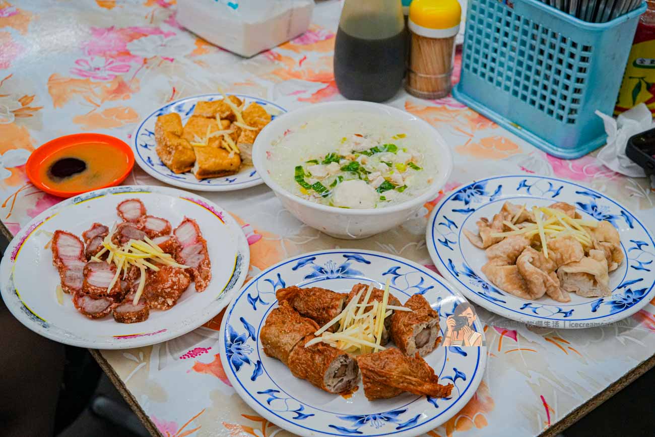 【大橋頭美食】旗魚新竹米粉 延三夜市60年老店,宵夜必吃米粉湯炸物 @冰淇淋貓的軟爛生活 【大橋頭美食】旗魚新竹米粉 延三夜市60年老店,宵夜必吃米粉湯炸物 @冰淇淋貓的軟爛生活