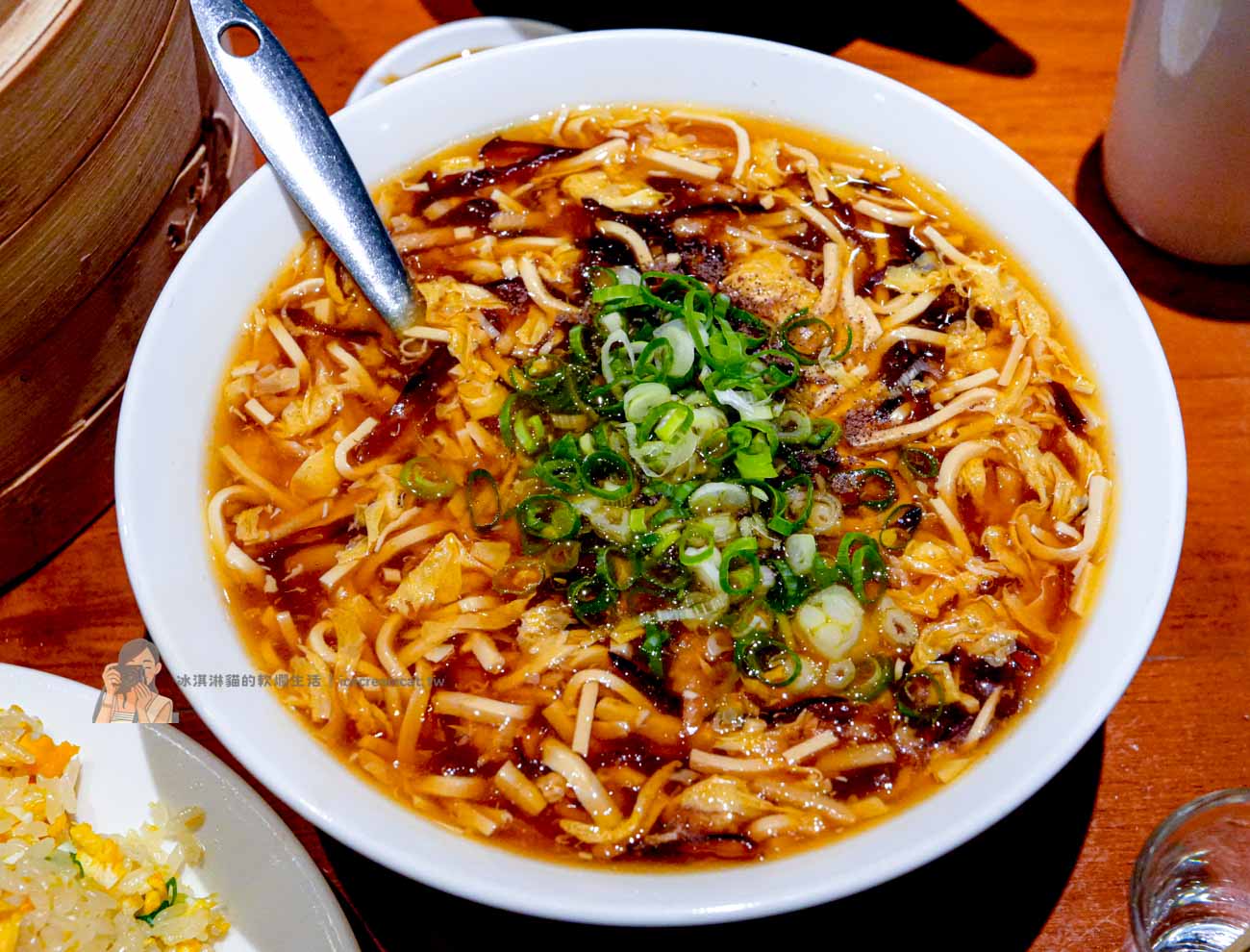 【天母美食】鼎泰豐台灣必吃｜最新菜單價格、訂位方式，必點小籠包與紅油抄手 @冰淇淋貓的軟爛生活