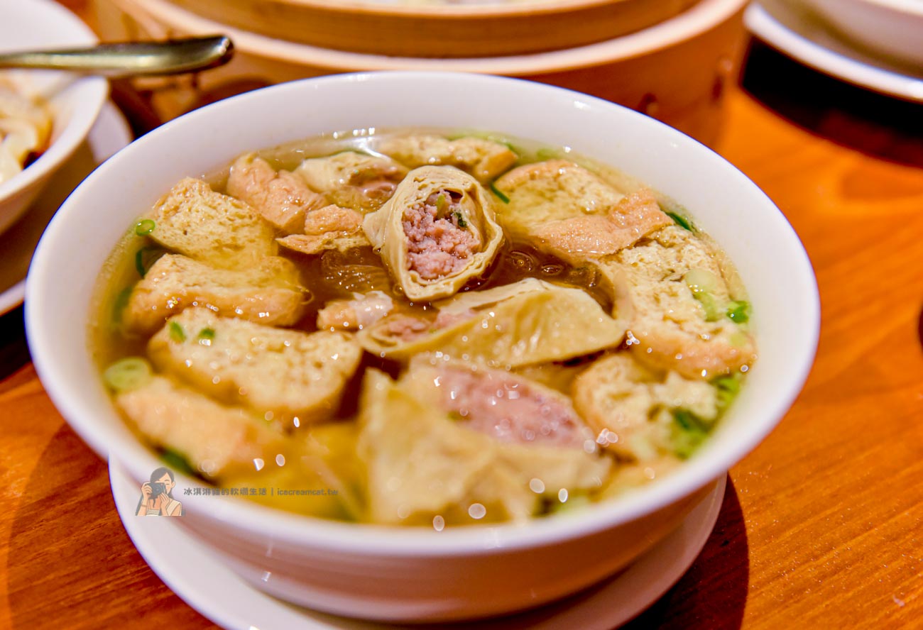 【天母美食】鼎泰豐台灣必吃｜最新菜單價格、訂位方式，必點小籠包與紅油抄手 @冰淇淋貓的軟爛生活