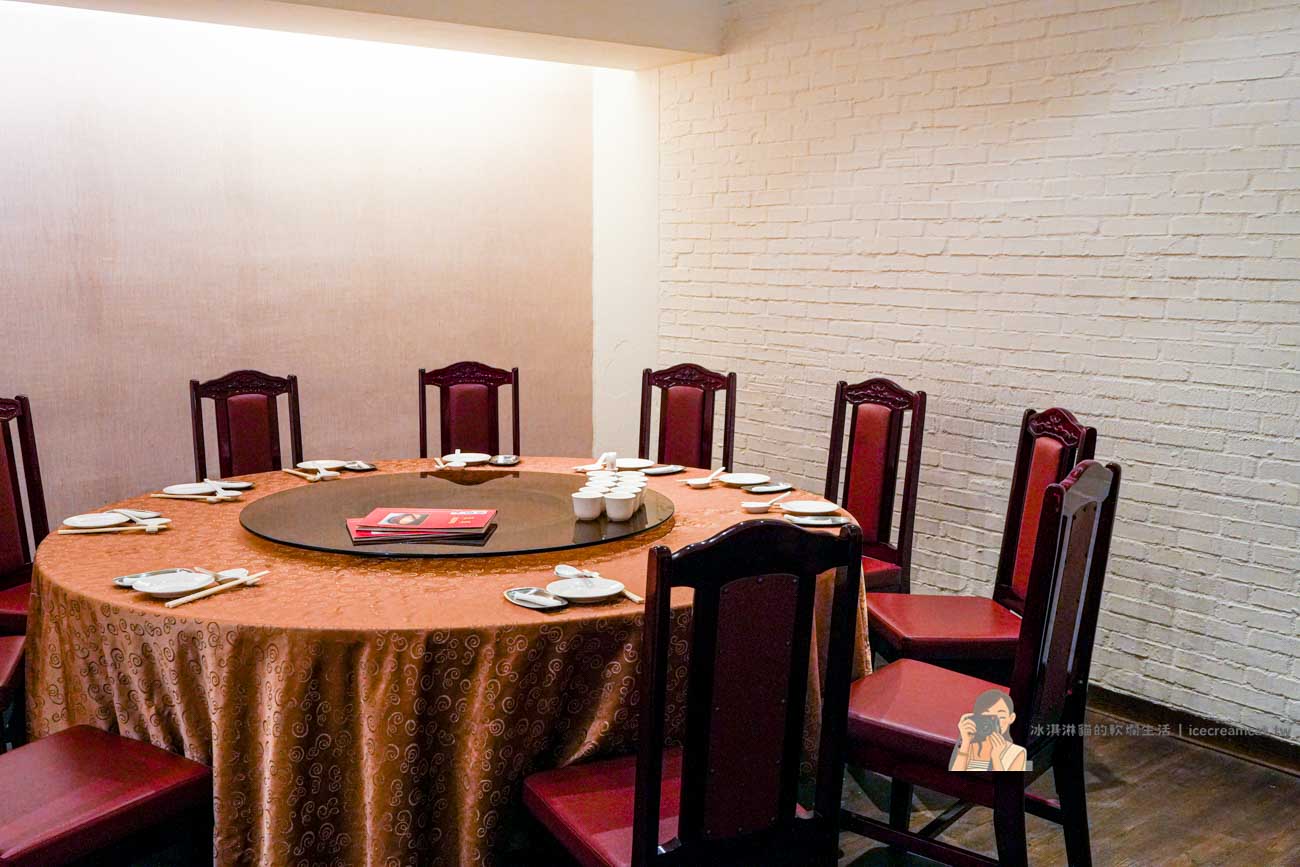 【大安美食】驥園川菜餐廳 黃仁勳再訪米其林推薦砂鍋雞湯，台北雞湯推薦 @冰淇淋貓的軟爛生活